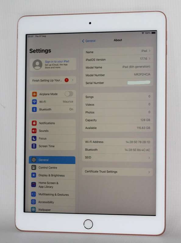 Apple  iPad 6th Gen 9.7-inch Wi-Fi 128GB