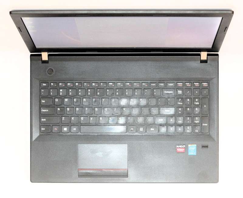 Lenovo E50  Intel Core i5-7500U @2.40GHz, 16GB Ram,  256GB SSD, 2GB AMD ATI Pro R5 M330, 15" HD