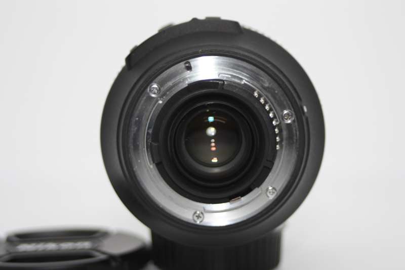 Nikon AF-S 28-300mm f/3.5-5.6 G ED VR Lens