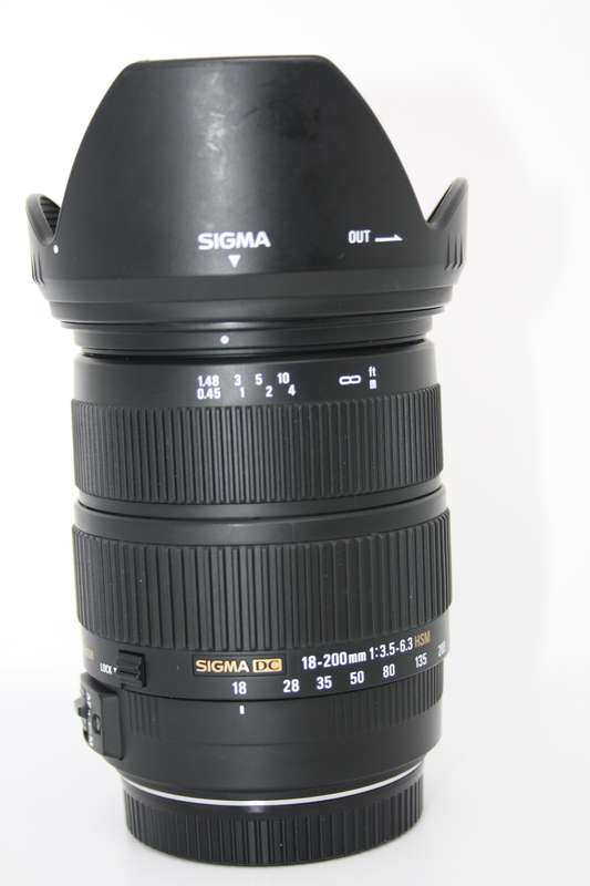 Sigma 18-200mm f/3.5-6.3 DC Auto Focus OS (Optical Stabilizer) Zoom Lens for Canon DSLR Cameras