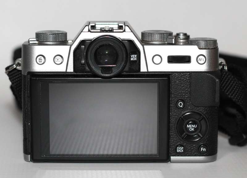 Fujifilm X-T10 Body Black Mirrorless Digital Camera With  Fujifilm XF 33mm f/1.4 R LM WR Lens