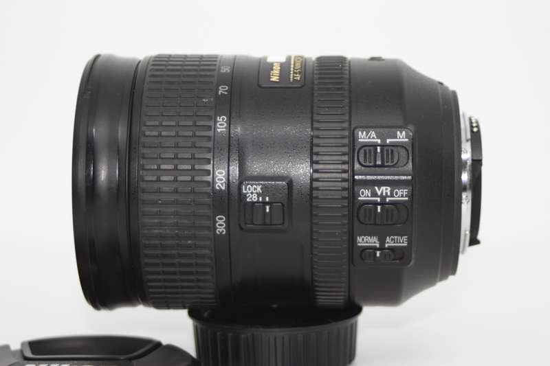 Nikon AF-S 28-300mm f/3.5-5.6 G ED VR Lens