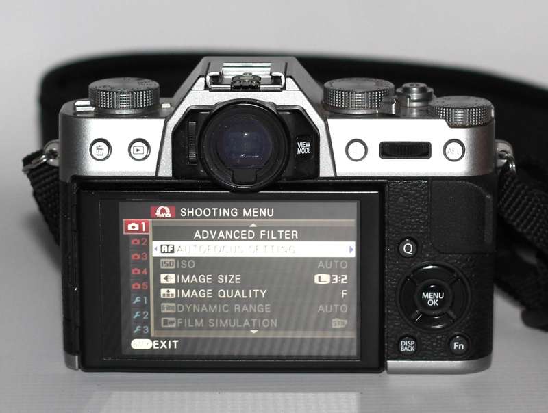 Fujifilm X-T10 Body Black Mirrorless Digital Camera With  Fujifilm XF 33mm f/1.4 R LM WR Lens