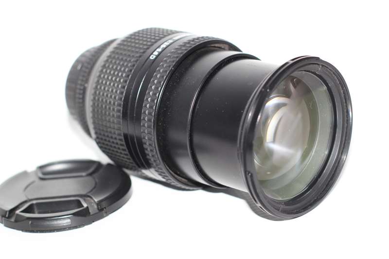 Nikkor 24-120mm f/3.5-5.6D IF AF lens