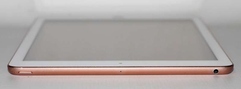 Apple  iPad 6th Gen 9.7-inch Wi-Fi 128GB