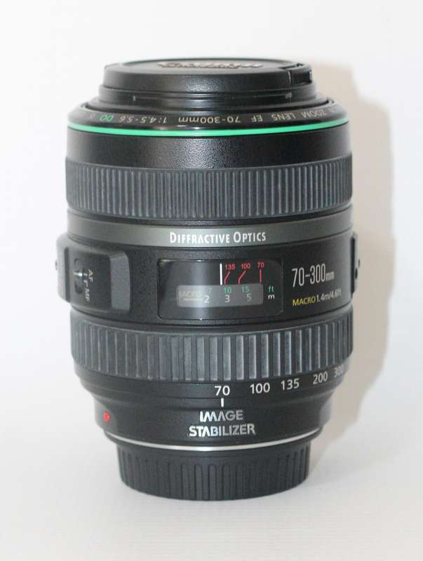 Canon EF 70-300mm f/4.5-5.6 DO IS USM