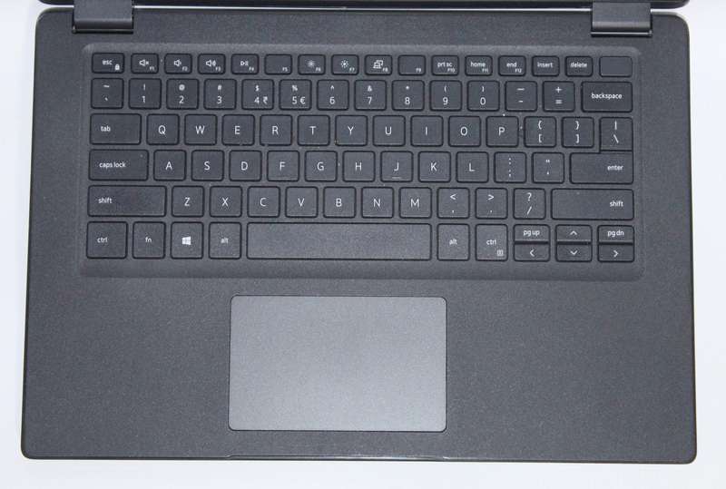 Dell Latitude 3410 14-inch Core i5-10210U , 8GB RAM , 256GB SSD , Full HD , Win 11  Laptop