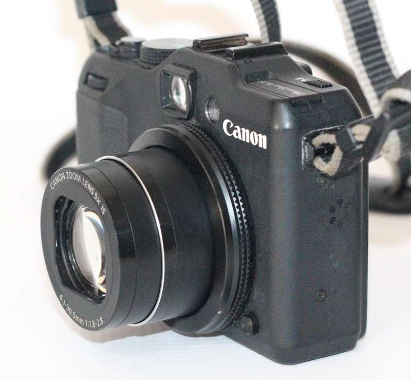 Canon PowerShot G15 12MP Digital Camera with 3-Inch LCD