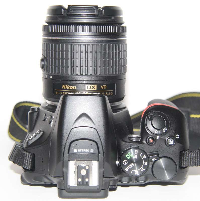 Nikon D5600 , 24MP DSLR ,FULL HD MOVIES ,WITH 18-55mm DX VR Lens, VERY LOW SHUTTER OF 2056