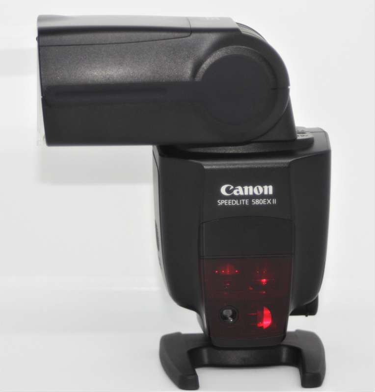 Canon Speedlite 580EX II Flash for Canon EOS Digital SLR Cameras