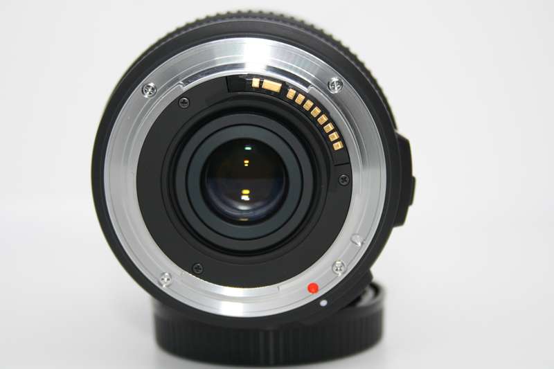 Sigma 18-200mm f/3.5-6.3 DC Auto Focus OS (Optical Stabilizer) Zoom Lens for Canon DSLR Cameras