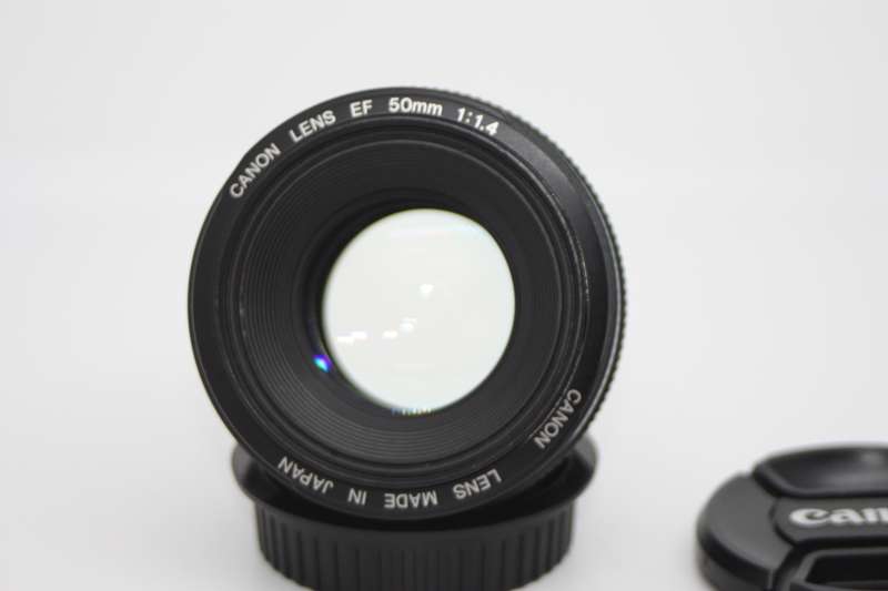 CANON EF 50mm f/1.4 USM