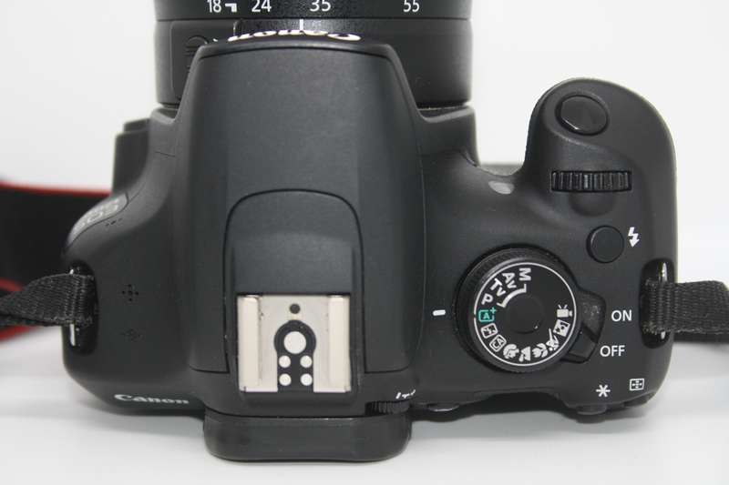Canon EOS 1200D 18MP DSLR Camera , FULL HD MOVIES,18-55mm Lens, SHOULDER BAG, VERY GOOD CONDITION