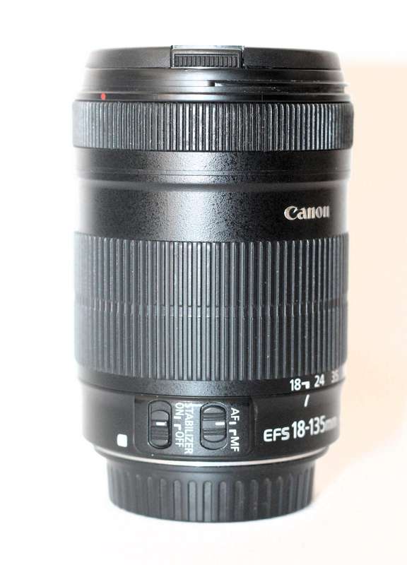 Canon EF-S 18-135mm f/3.5-5.6 IS Lens
