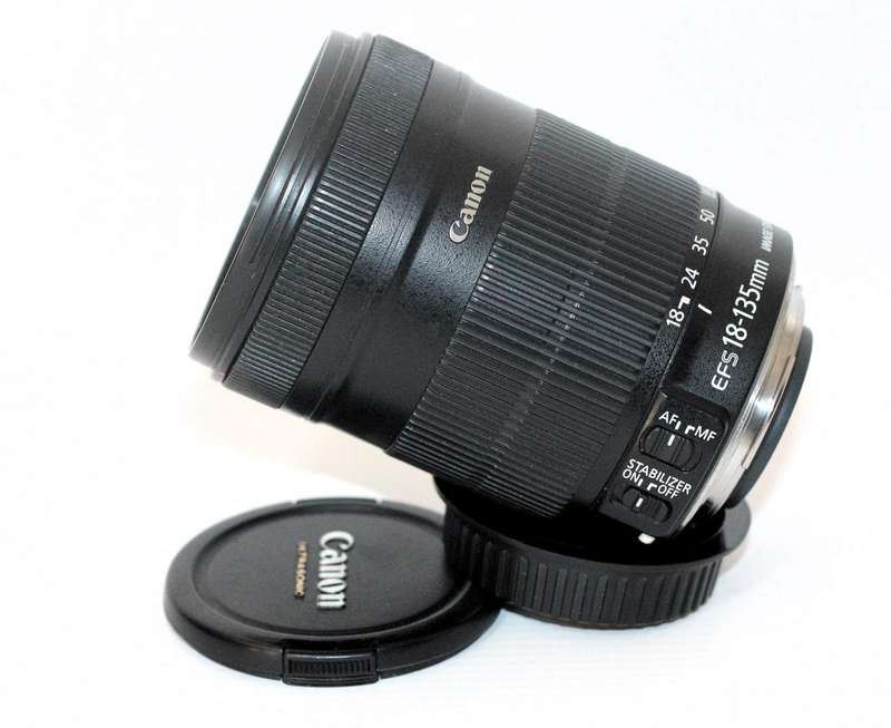 Canon EF-S 18-135mm f/3.5-5.6 IS Lens
