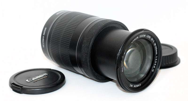 Canon EF-S 18-135mm f/3.5-5.6 IS Lens