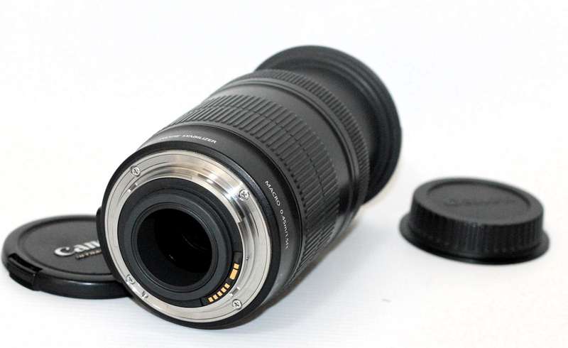 Canon EF-S 18-135mm f/3.5-5.6 IS Lens