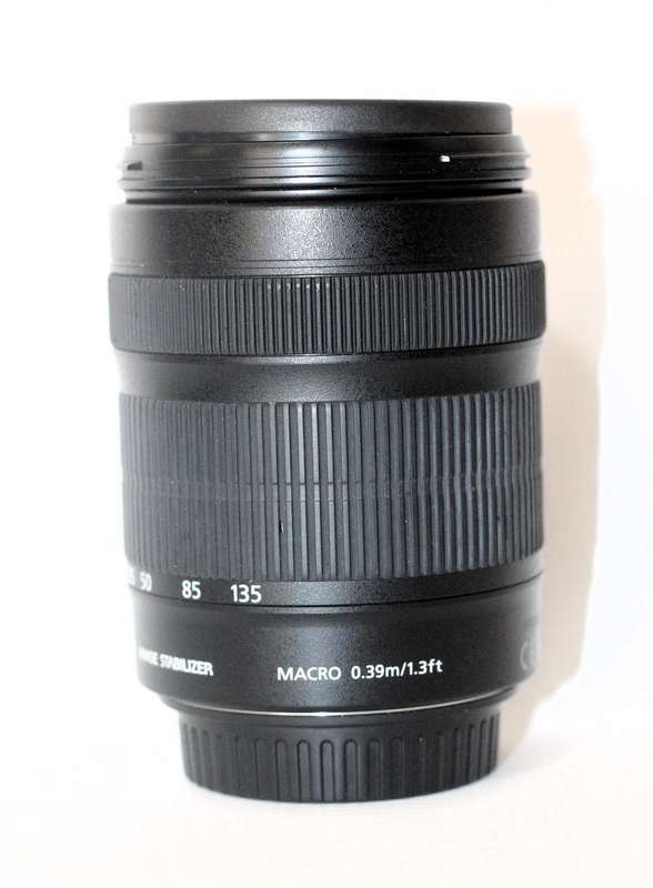 Canon EF-S 18-135mm f/3.5-5.6 IS STM