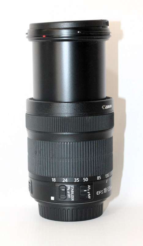 Canon EF-S 18-135mm f/3.5-5.6 IS STM