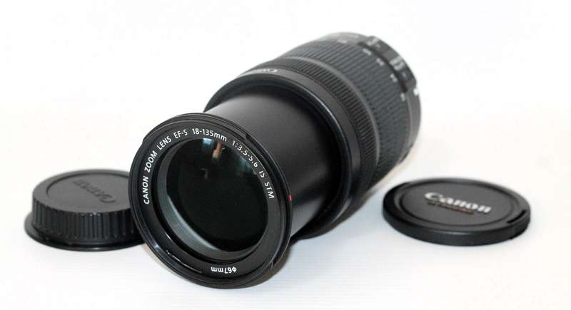 Canon EF-S 18-135mm f/3.5-5.6 IS STM