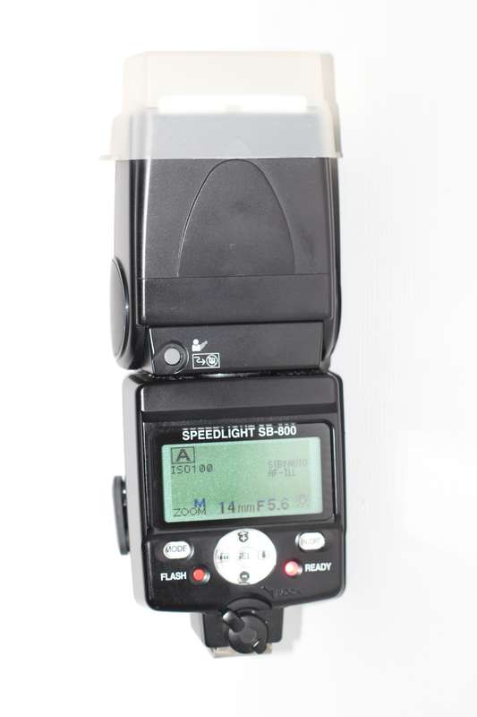 Nikon SB-800 AF Speedlight for Nikon Digital SLR Cameras IN EXCELLENT CONDITION