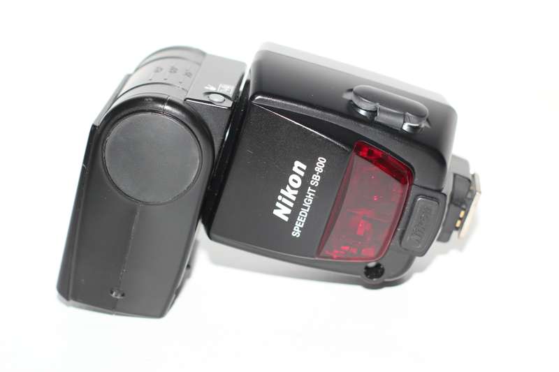 Nikon SB-800 AF Speedlight for Nikon Digital SLR Cameras IN EXCELLENT CONDITION