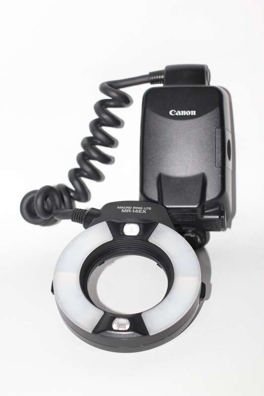 Canon Macro Ring Lite MR-14EX