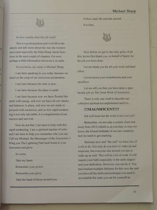 The Book Of The Triumph Of Spirit: The Lightworkers New Age, New Energy Tarot System - Michael Sharp
