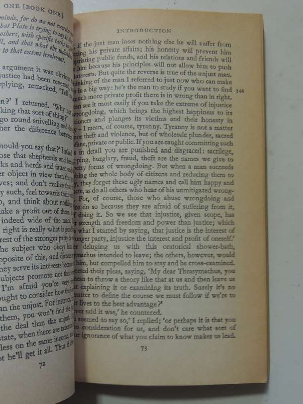 The Complete Crystal Guide Book - Uma Silbey