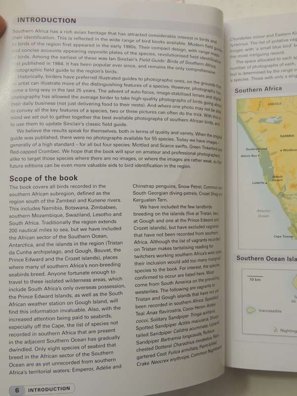 Complete Photographic Field Guide Birds of Southern Africa - Ian Sinclair, Peter Ryan