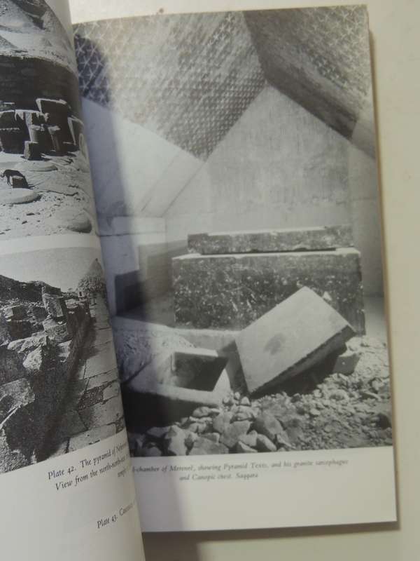 The Pyramids Of Egypt: Revised Edition - I.E.S. Edwards