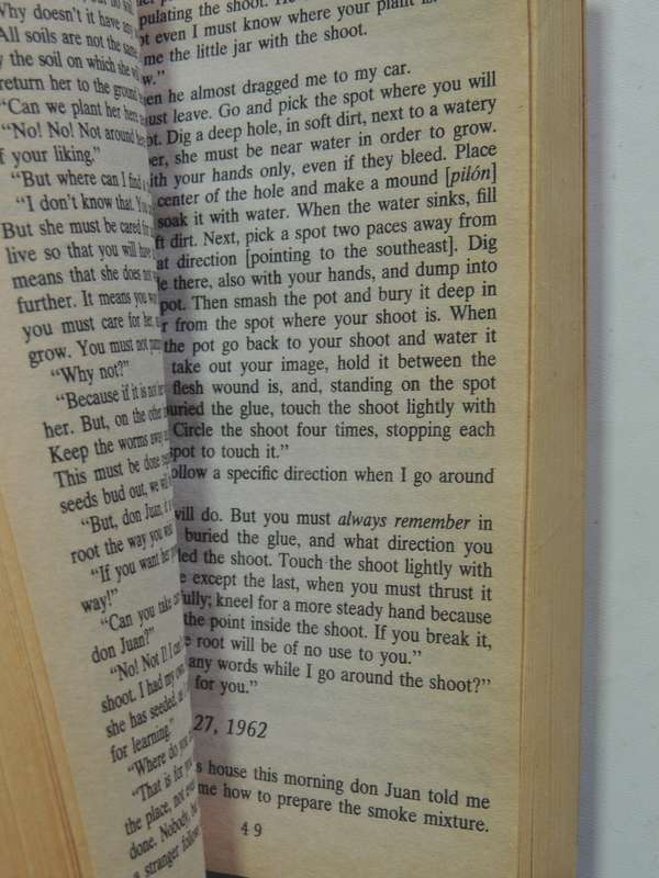 The Teachings of Don Juan: A Yaqui Way of Knowledge - Carlos Castaneda