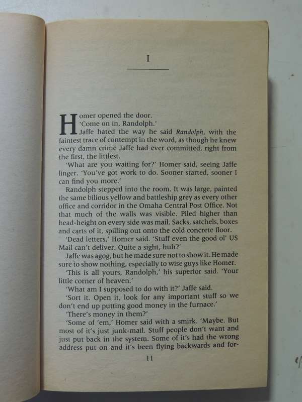 The Great  And Secret Show - The First Book of the Art - Clive Barker