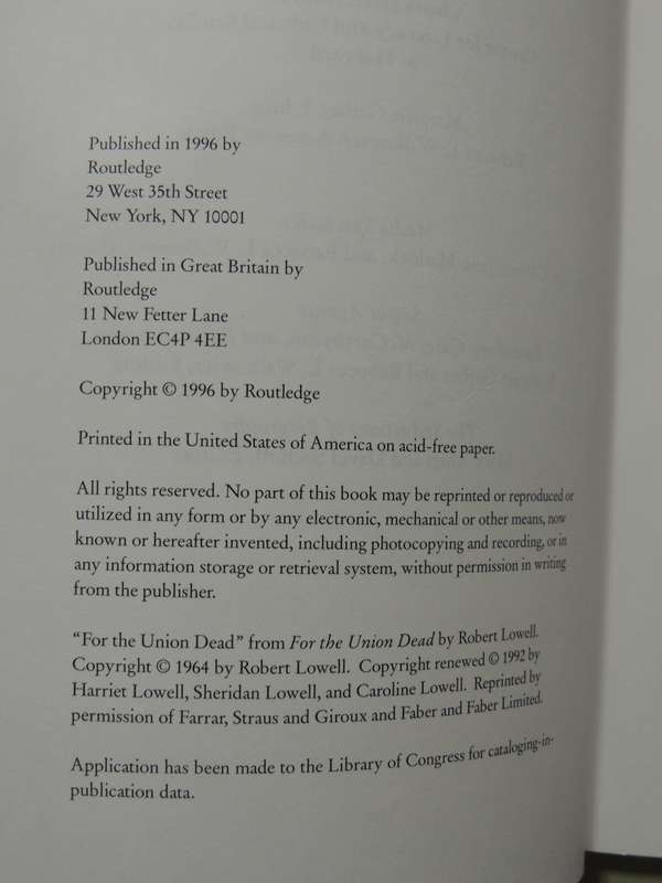 Field Work: Sites In Literary And Cultural Studies- Marjorie Garber, Rebecca L Walkowitz, Paul B
