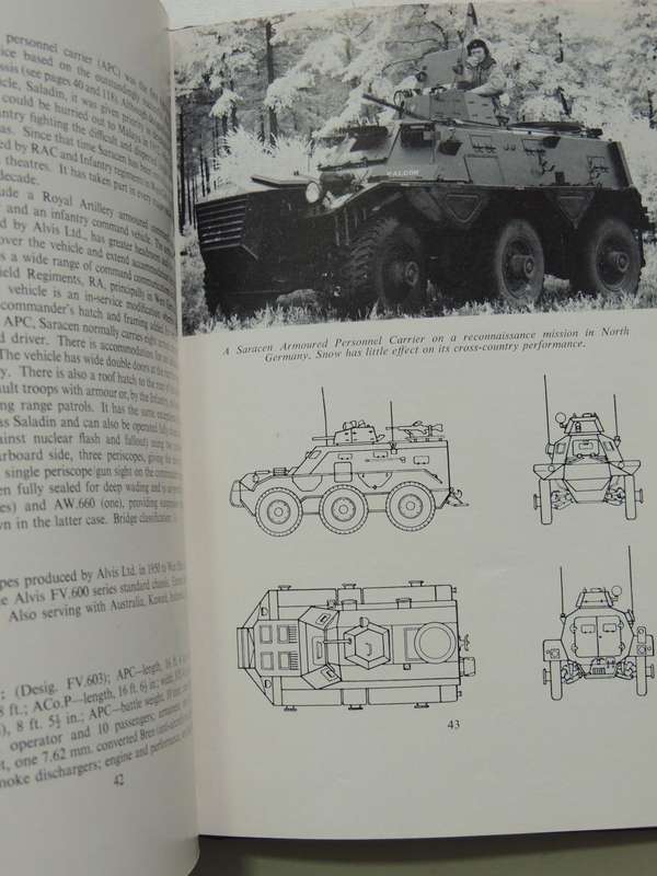 Fighting Vehicles And Weapons Of The Modern British ArmyStevenson Pugh