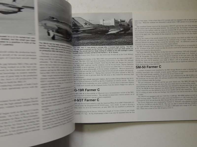 Squadron / Signal Publications Aircraft No. 143: MIG-19 Farmer In Action - Hans-Heiri Stapfer