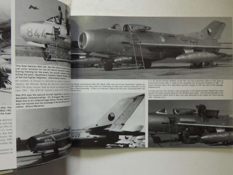Squadron / Signal Publications Aircraft No. 143: MIG-19 Farmer In Action - Hans-Heiri Stapfer