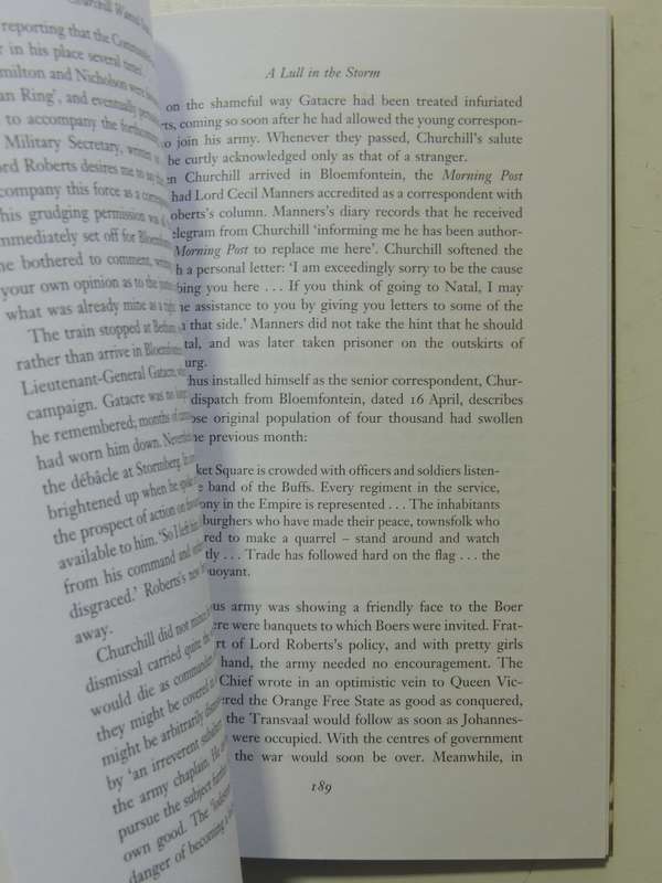 Churchill Wanted Dead Or Alive: Winston Churchill In The Boer War - Celia Sandys