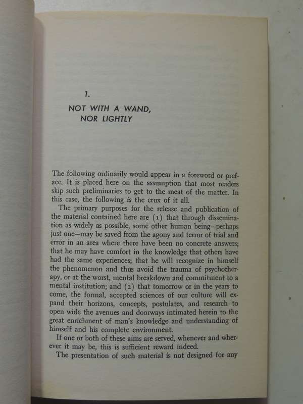 Journeys Out Of The Body - Robert A. Monroe