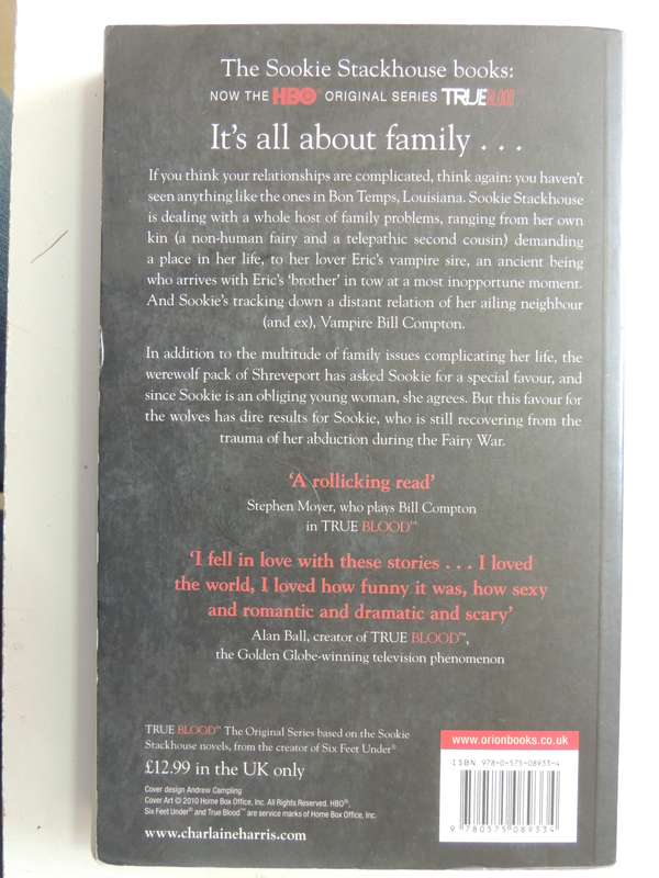 Dead In The Family - Charlaine Harris