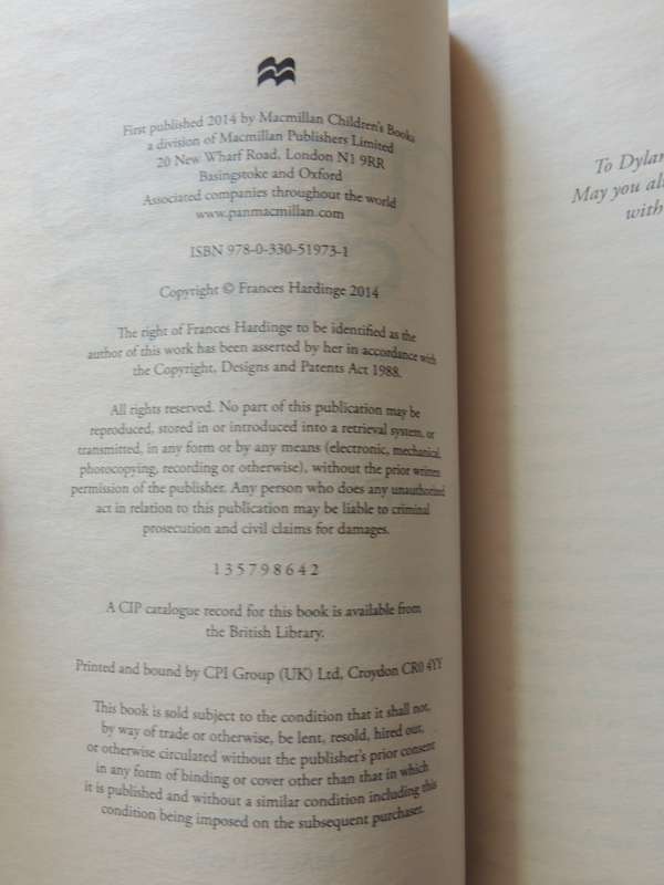Cuckoo Song - Frances Hardinge