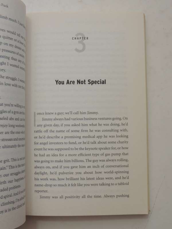 The Subtle Art Of Not Giving A F*ck: A Counterintuitive Approach To Living A Good Lie - Mark Manson
