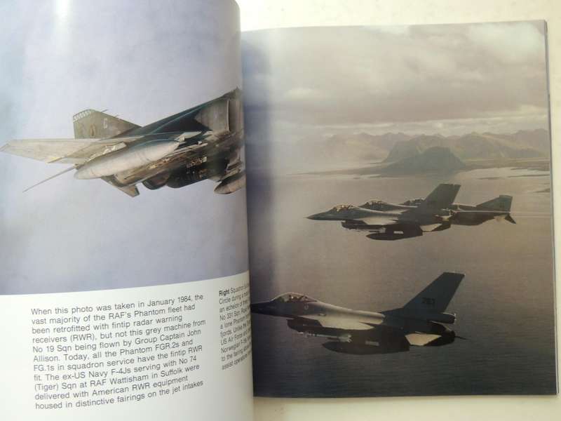 Jet Combat: Hot And High, Fast And Low  -Ian Black