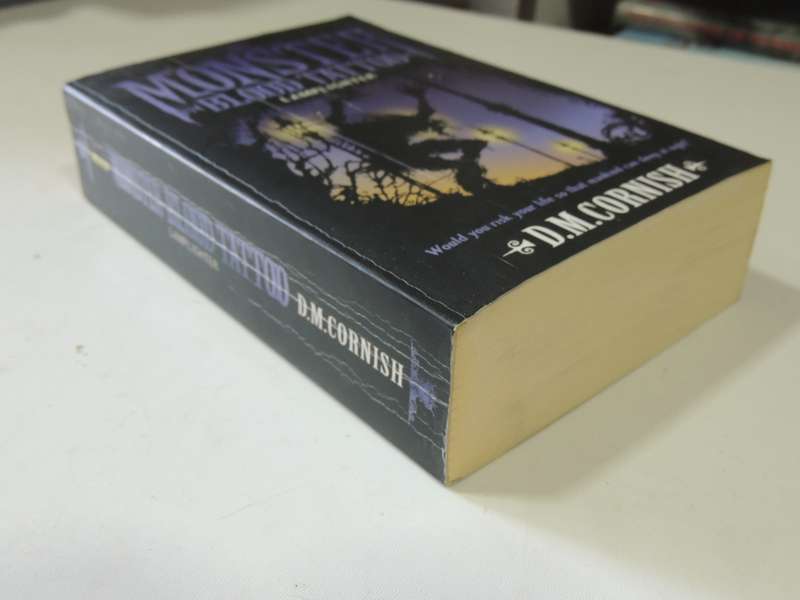 Lamplighter: Monster Blood Tattoo Book Two - D.M. Cornish
