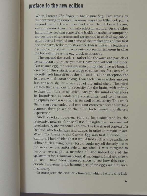 The Crack In The Cosmic Egg: Challenging Constructs Of Mind and Reality - Joseph Chilton Pearce