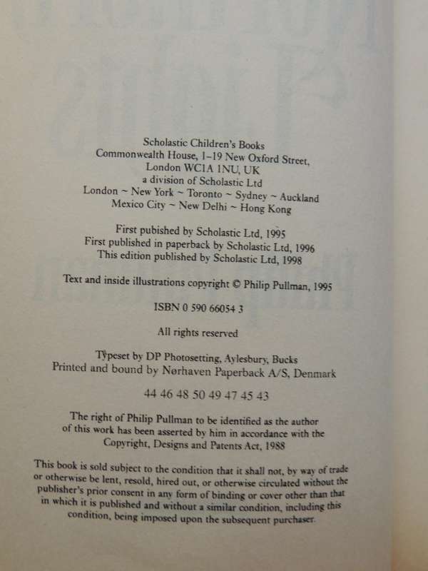 Northern Lights, The Subtle Knife, The Amber Spyglass  - Philip Pullman   3 Vol Set