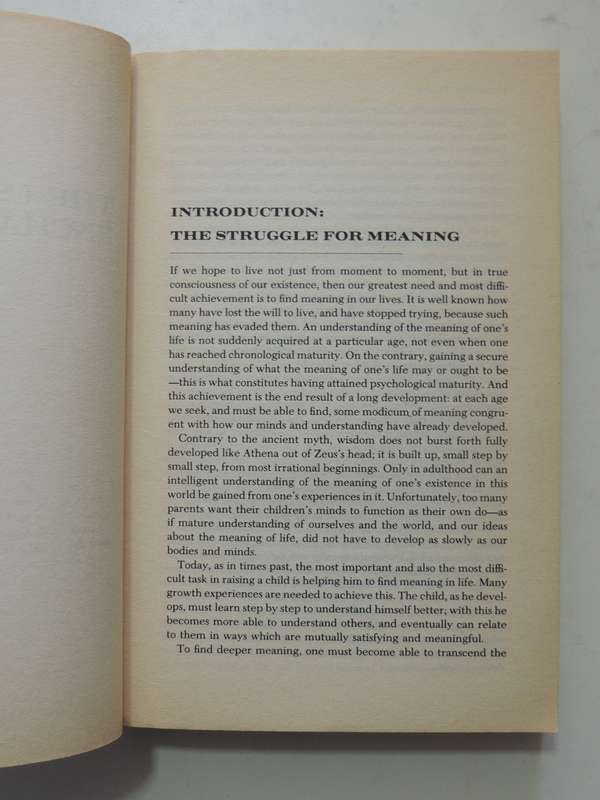 The Uses Of Enchantment: The Meaning And Importance Of Fairy Tales - Bruno Bettelheim