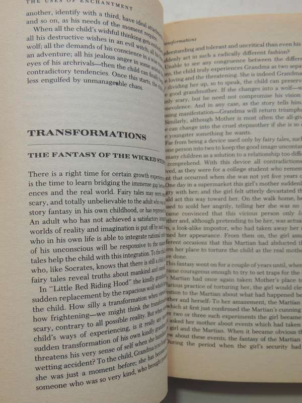 The Uses Of Enchantment: The Meaning And Importance Of Fairy Tales - Bruno Bettelheim