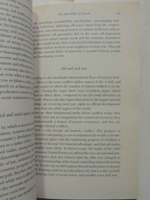 Dead Aid: Why Aid Is Not Working And How There Is Another Way For Africa - Dambisa Moyo