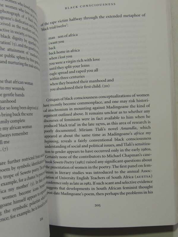 Voicing The Text: South African Oral Poetry And Performance - Duncan Brown